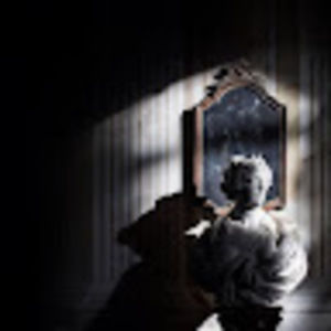 Meet your Posher, Holly